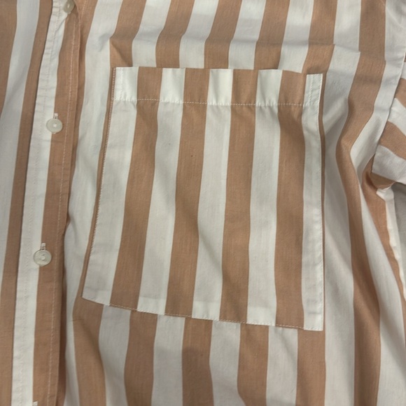 Abercrombie Striped Tan and White oversized button down  Shirt - Picture 4 of 4